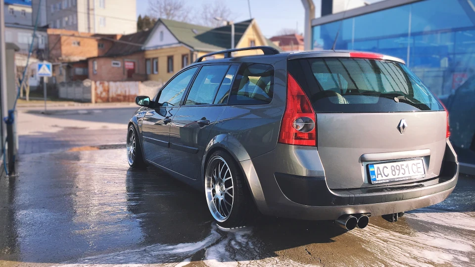 Renault Megane Пузотерка 2