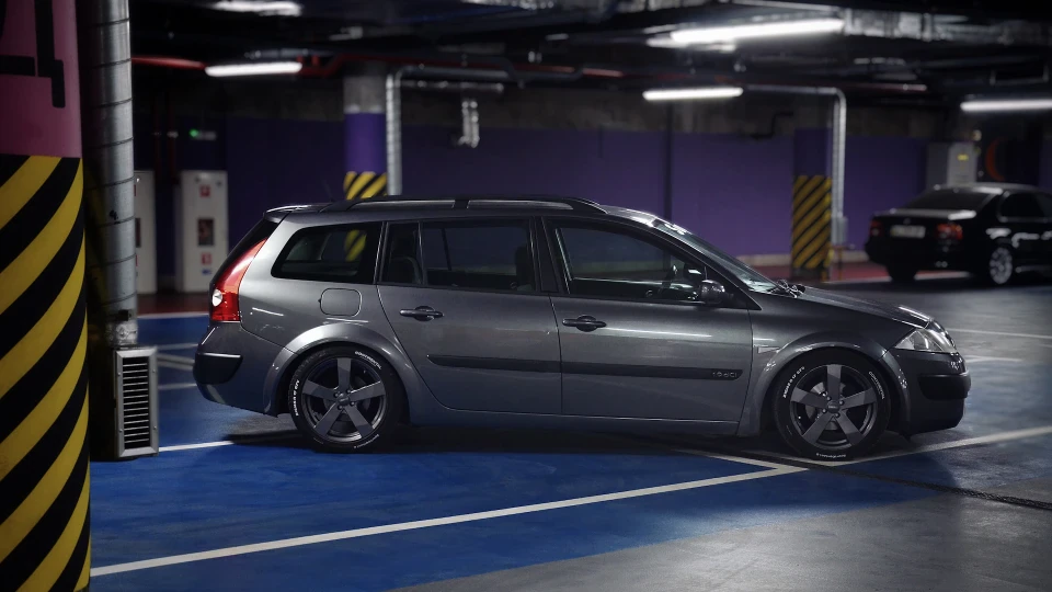 Renault Megane Пузотерка 3