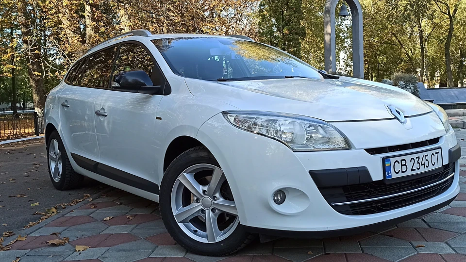 Renault Megane SAMBREVILLE 4