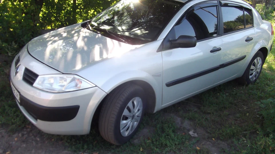 Renault Megane Сірий металік 5