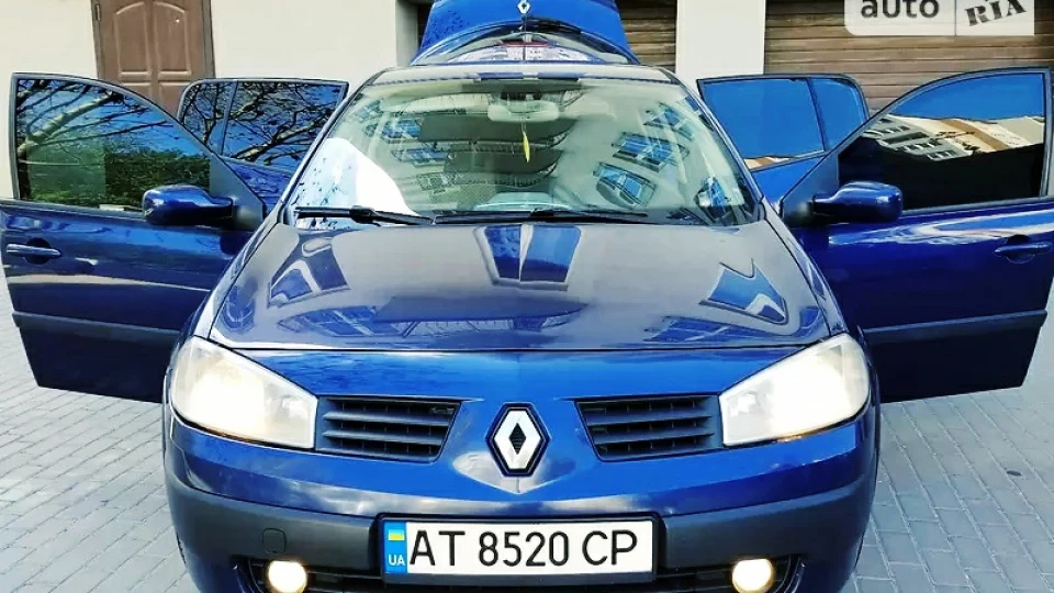 Renault Megane Синій малюк)))))) 2