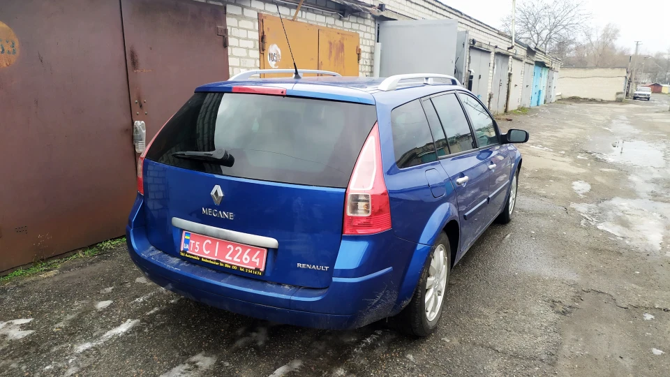Renault Megane синій металік 1,6 бенз 2