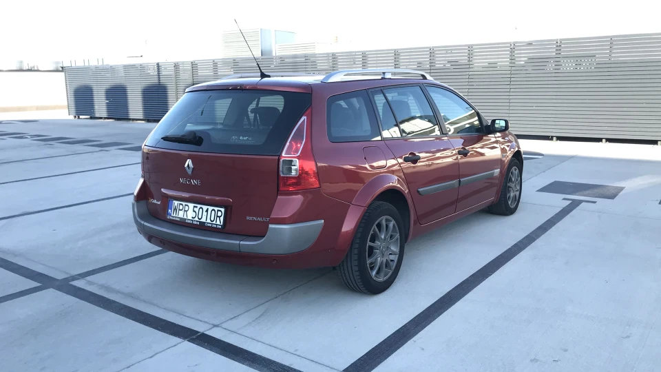 Renault Megane спела вишня🤪 2