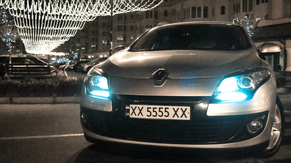 Renault Megane "ⒼⓇⒶⓎ ⒻⓄⓍ" Stage 1 4