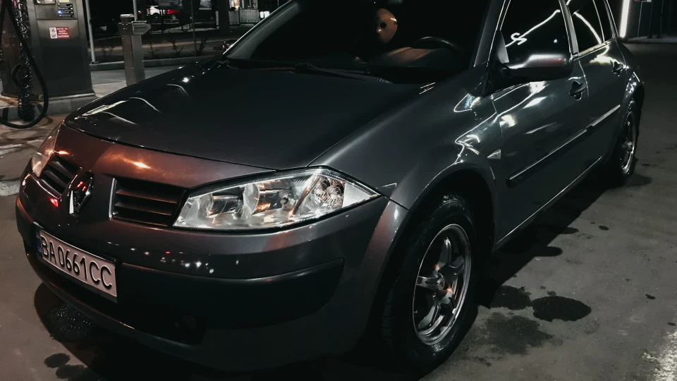 Renault Megane Stealth 2