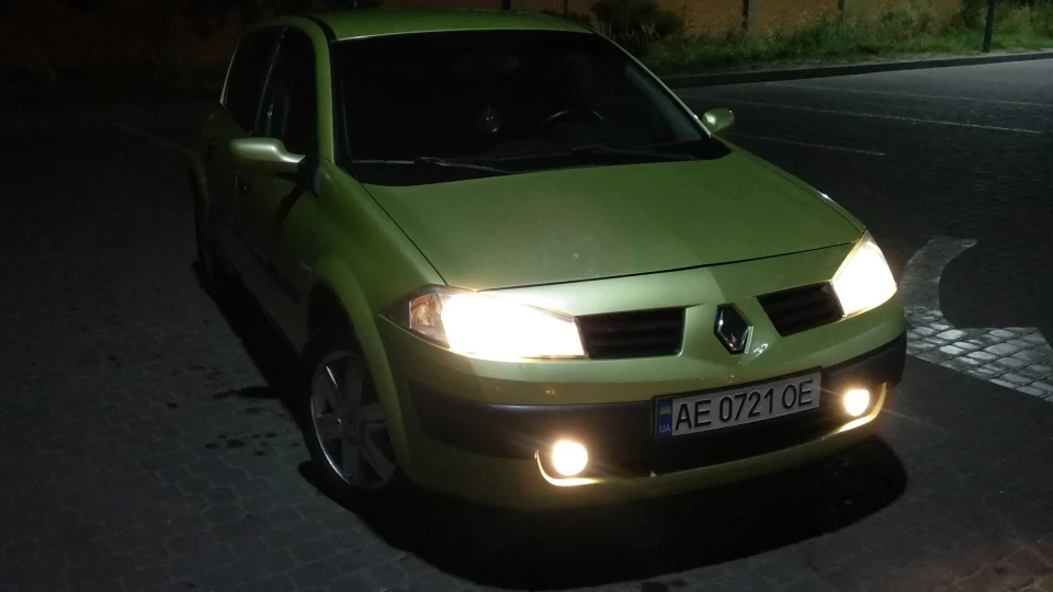 Renault Megane Золотий Меганчик 3
