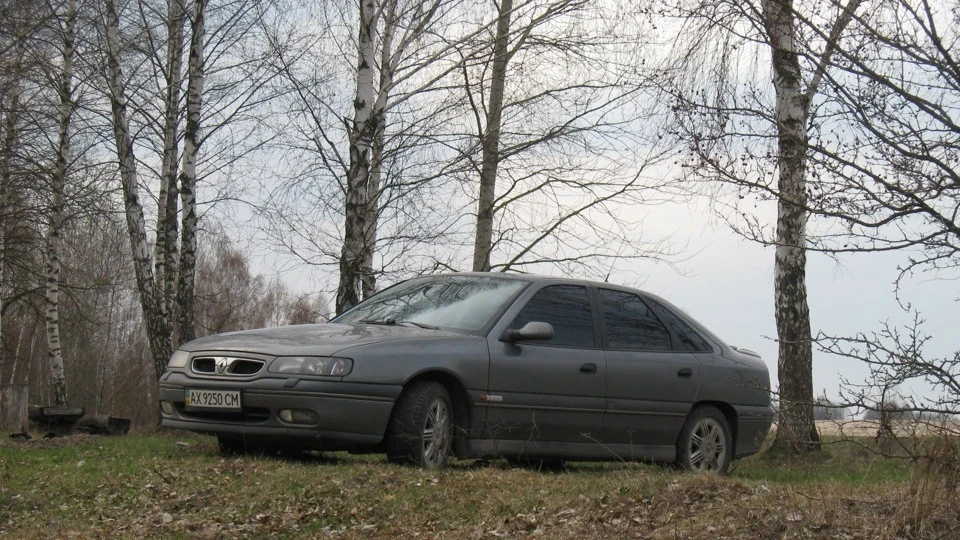 Renault Safrane initiale Paris 3.0 V6 4