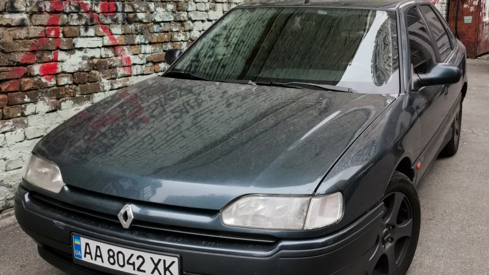 Renault Safrane V6 3.0