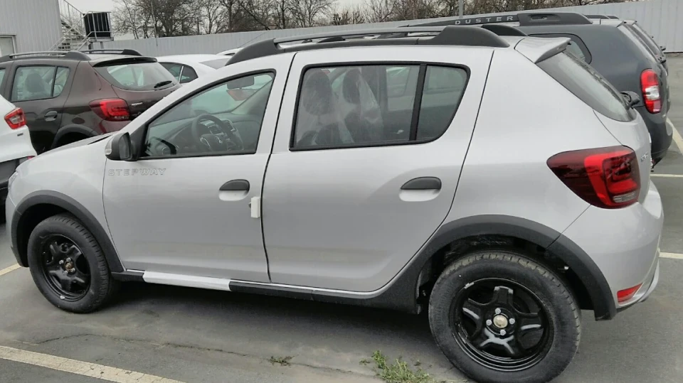 Renault Sandero Stepway "Steelgray" 2
