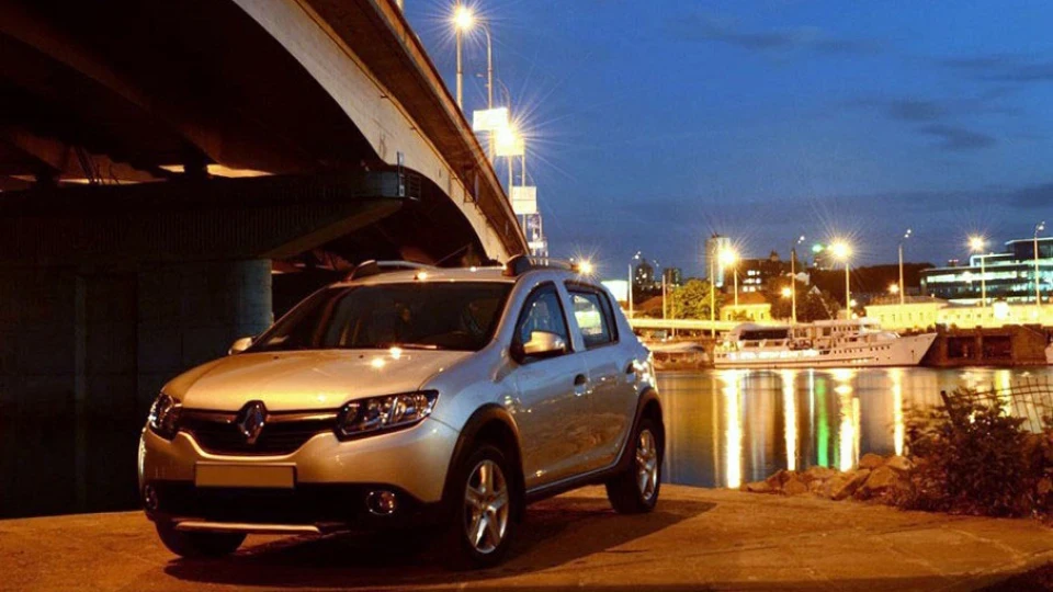 Renault Sandero Stepway Stepway+ Derrick 5