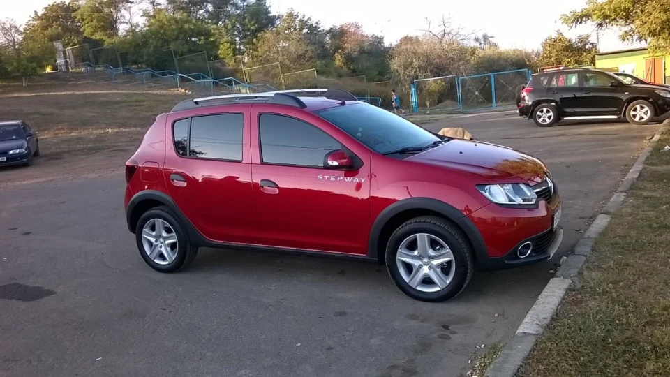 Renault Sandero Stepway Stepway Червоний хуліган 2
