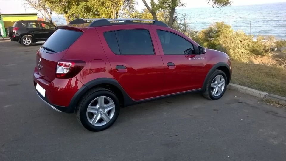 Renault Sandero Stepway Stepway Червоний хуліган 3