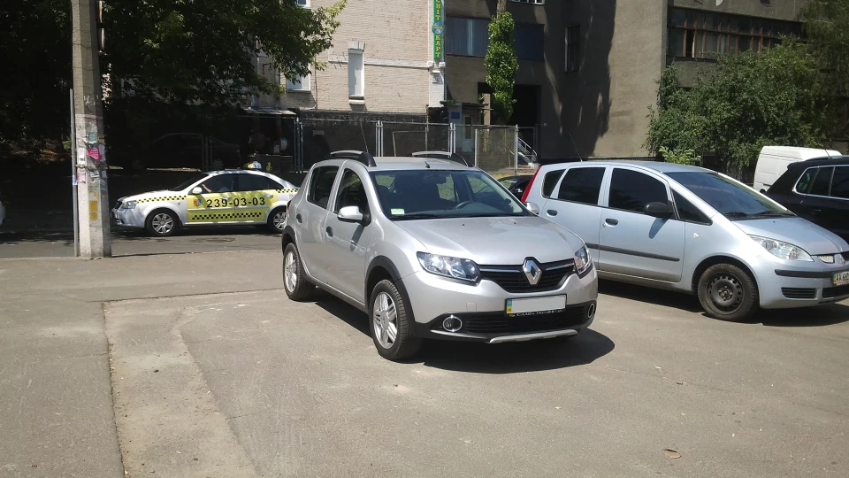 Renault Sandero Stepway 1,5 dCi 4