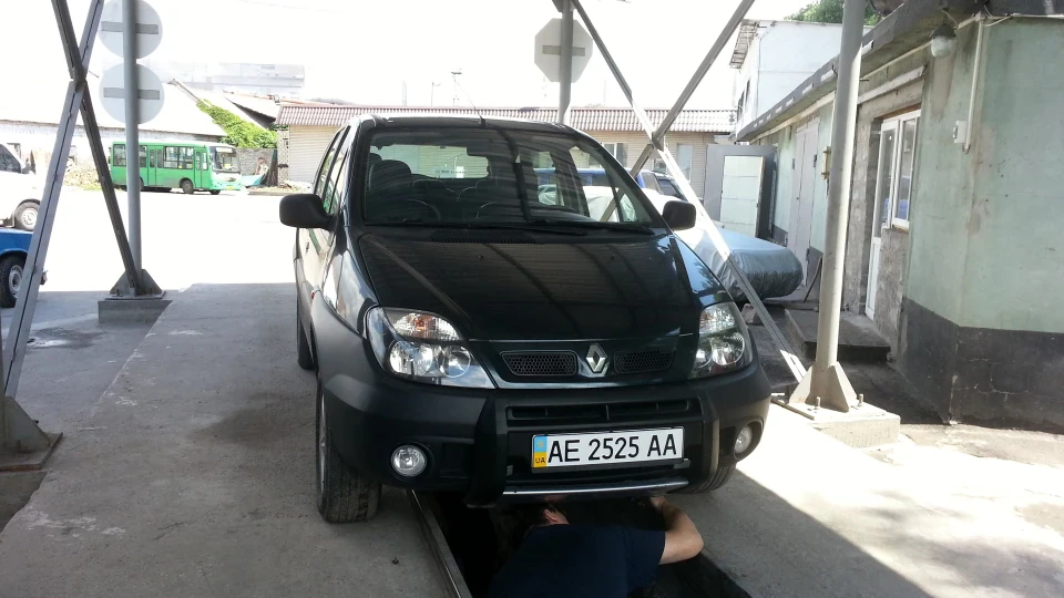 Renault Scenic RX4 5