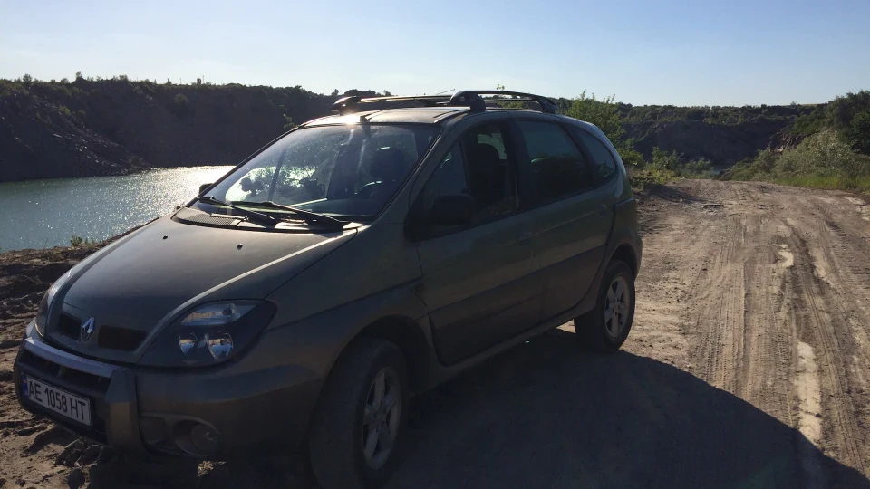 Renault Scenic RX4 5