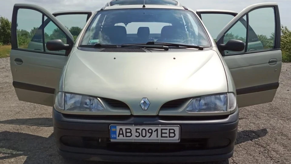 Renault Scenic 1.4 бензин, поляк 2