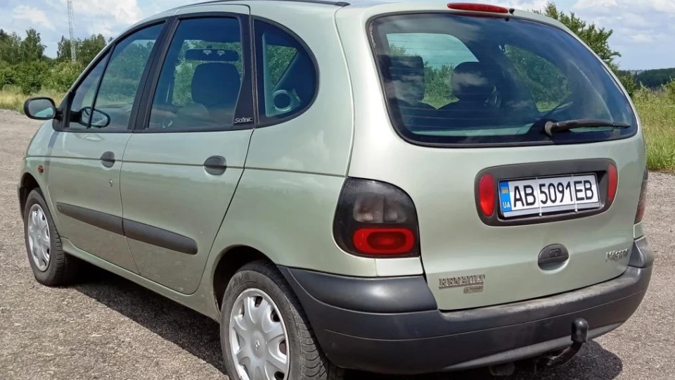 Renault Scenic 1.4 бензин, поляк 3