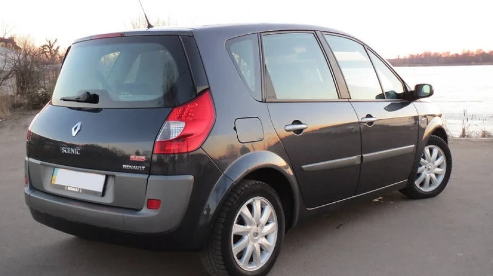 Renault Scenic 1.5 dci 106 л.с. 2