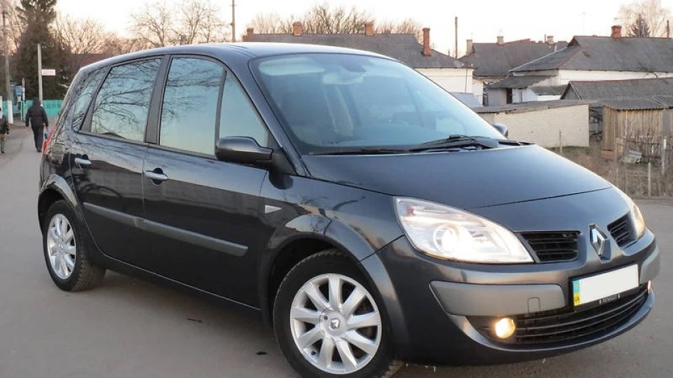 Renault Scenic 1.5 dci 106 л.с. 4