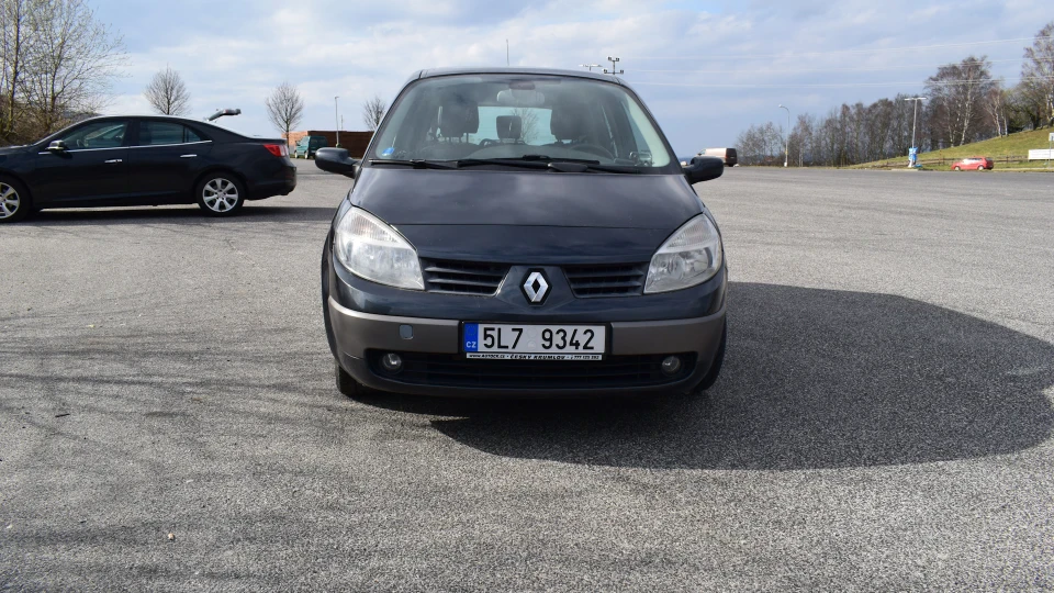 Renault Scenic 1.5 dCi 74 kw 2