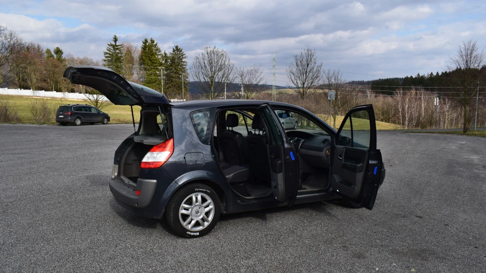 Renault Scenic 1.5 dCi 74 kw 3
