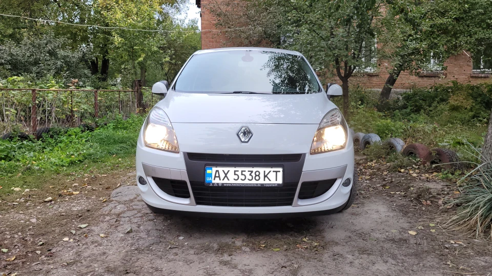 Renault Scenic 1.5 dci edc 2