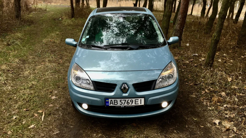 Renault Scenic 1,5 dci (panorama) 5