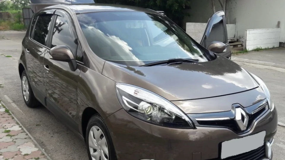 Renault Scenic 1.5cdi k9k832 2