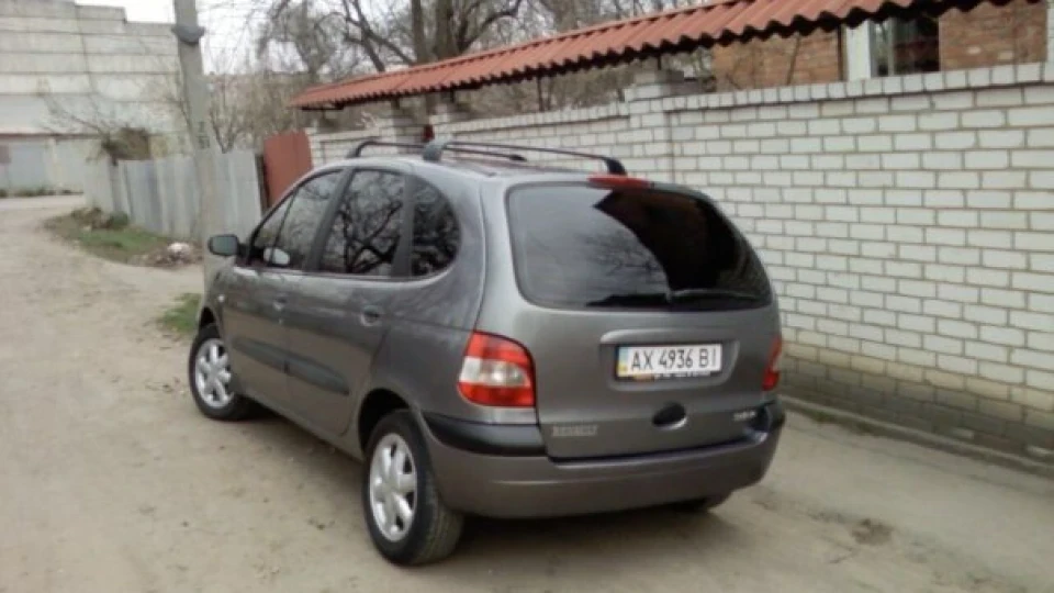 Renault Scenic 1.6I RXE 3