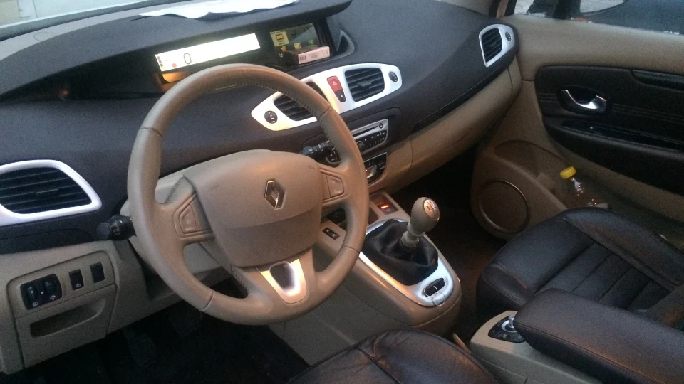 Renault Scenic 1.9 dci 130hp 3