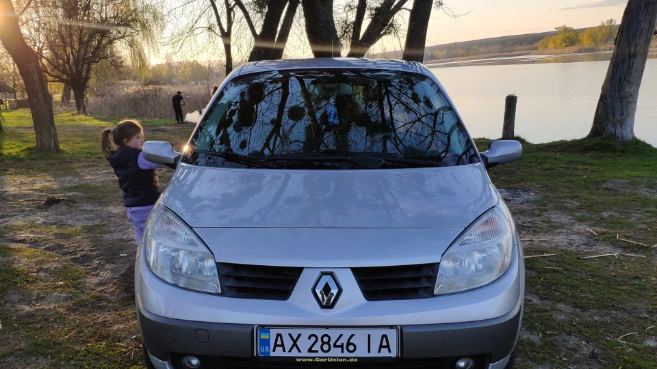Renault Scenic 2.0 срібло 4