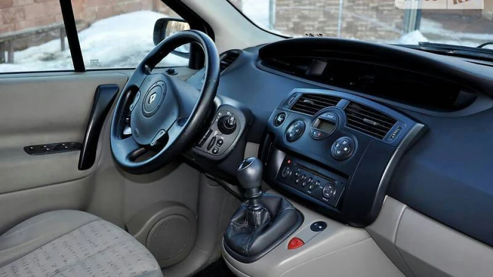 Renault Scenic 78 Kw 6ти ступка 5