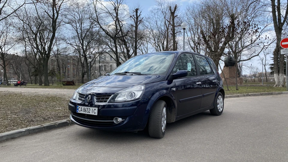 Renault Scenic de famille Panoramique 4