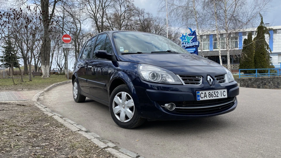 Renault Scenic de famille Panoramique 5