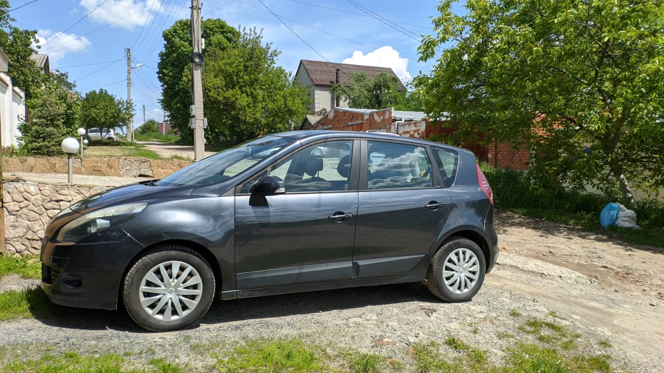 Renault Scenic Grafite 2