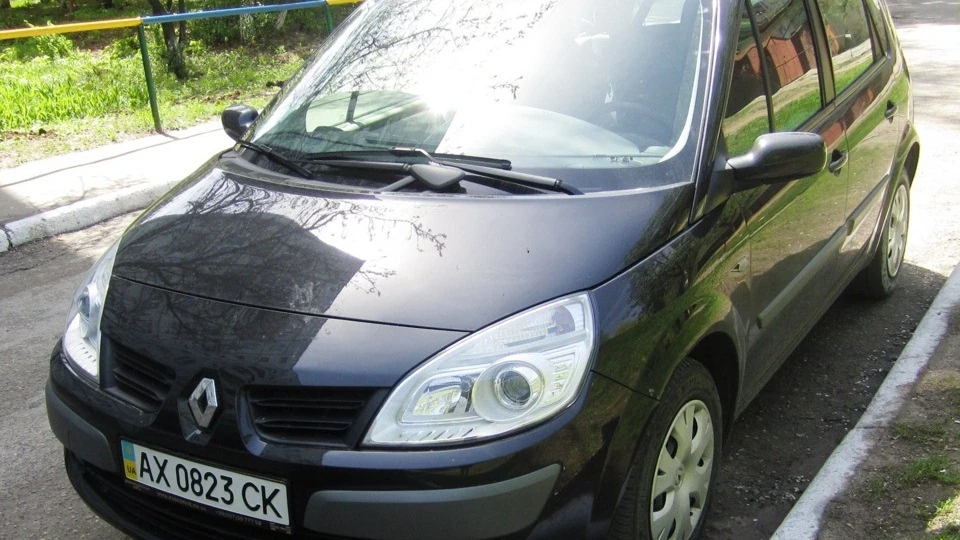 Renault Scenic Ластівка 3