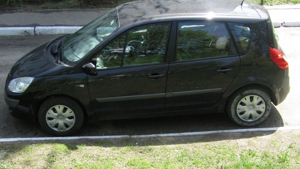 Renault Scenic Ластівка 4