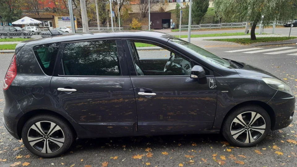 Renault Scenic Life 2