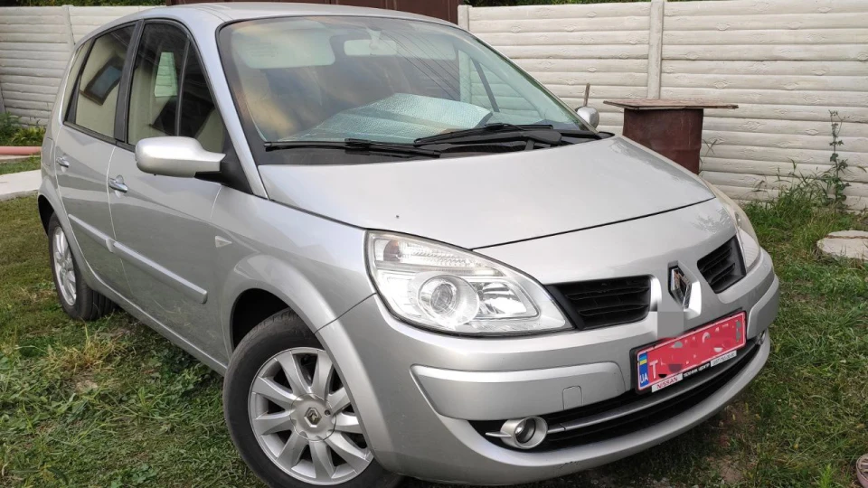 Renault Scenic перший француз