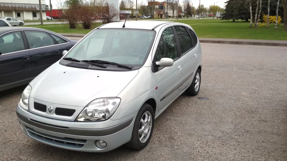 Renault Scenic Повернення француза 2