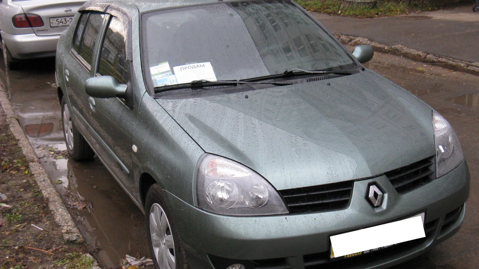 Renault Symbol 5