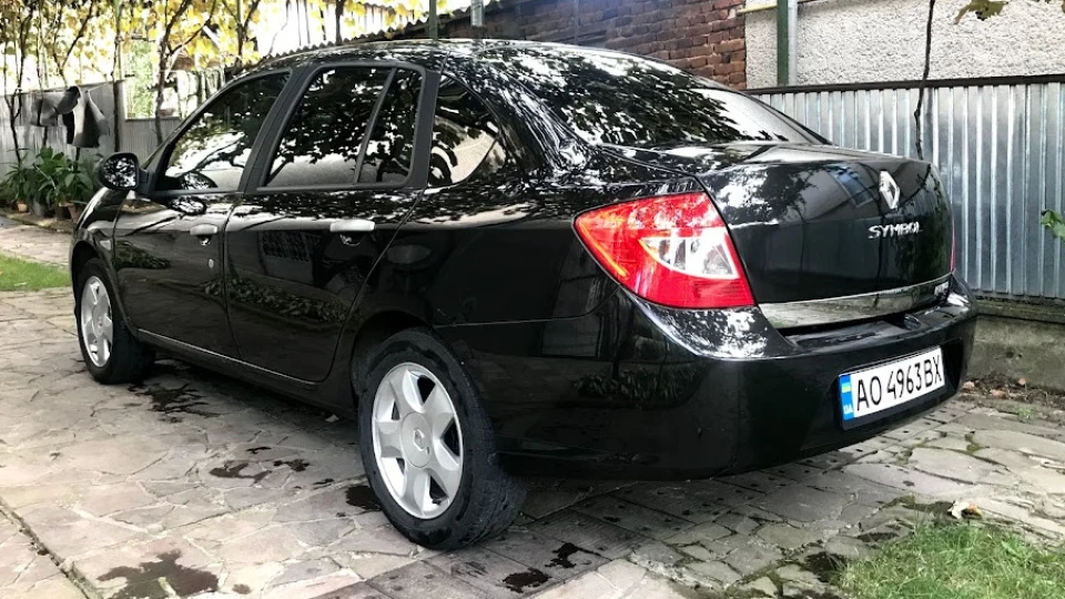 Renault Symbol 1.4 8v 4