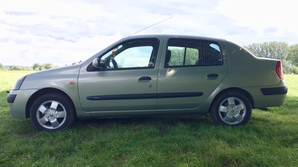 Renault Symbol Французьке вино 3
