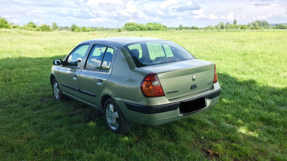 Renault Symbol Французьке вино 4