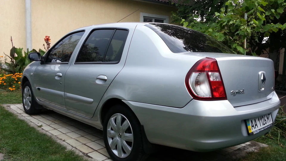 Renault Symbol Малюшка