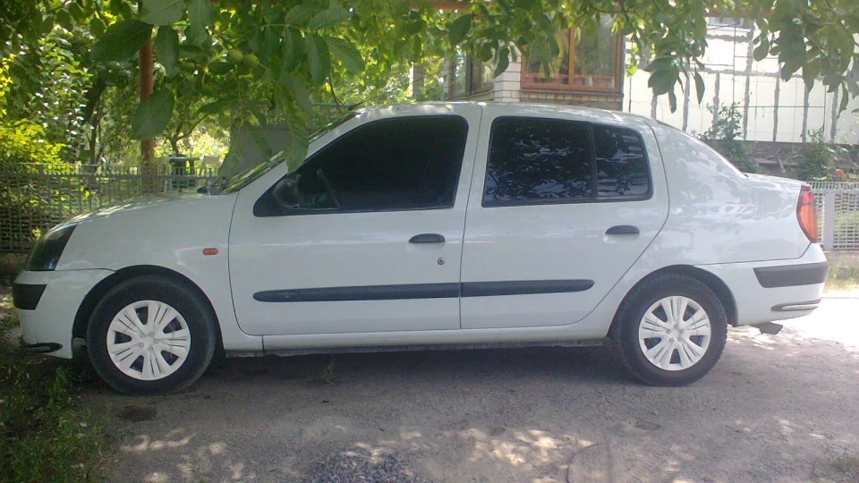 Renault Symbol Нічого Така