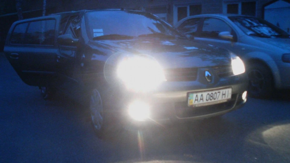 Renault Symbol Оливковий металік 1,4 5