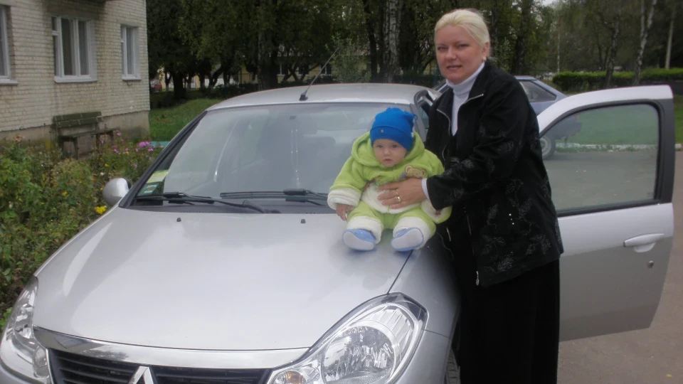 Символ Рено Символ Рено Кліо з кузовом 2