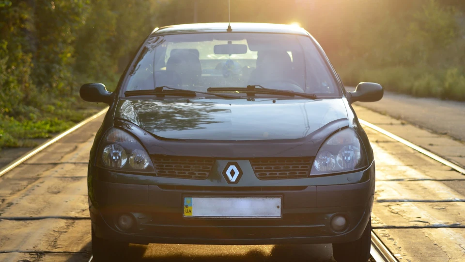 Renault Symbol Жабка ) 3