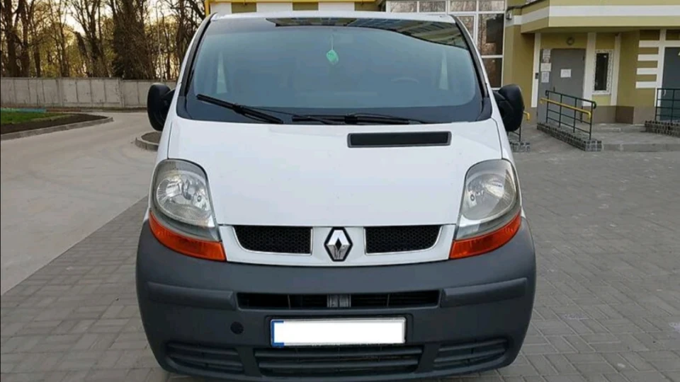 Renault Trafic 4